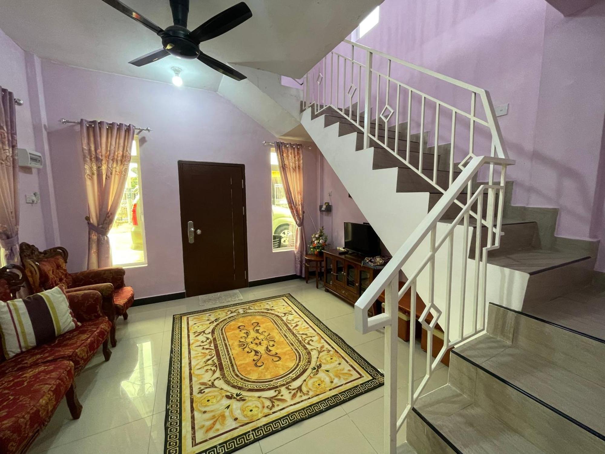 Dan'S Homestay Bangau Temerloh Esterno foto